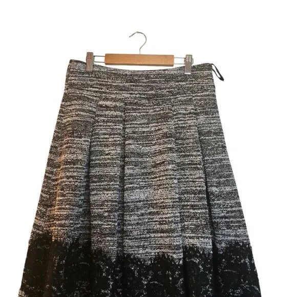 Karl Lagerfeld Tweed Lace Hem Marled Black Skirt Size 4 Feminine Coquette Girl - Picture 13 of 14
